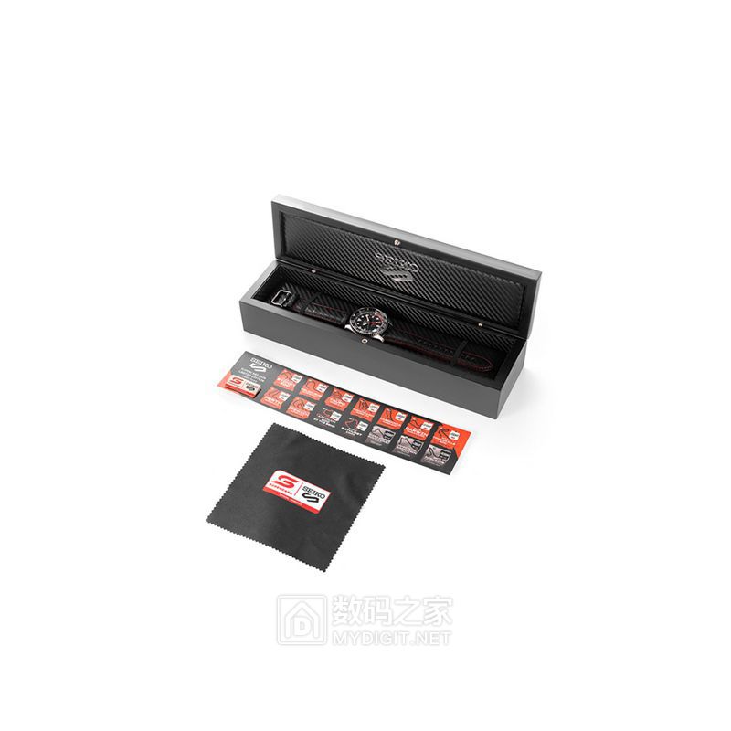 Seiko-5-Sports-x-Supercars-SSK057K-custom-collectors-box.jpg