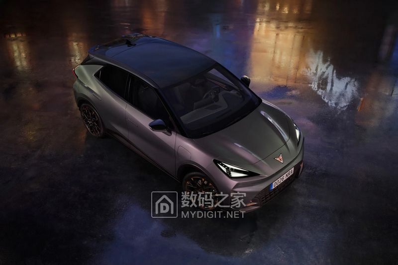 Cupra-Raval-debut-9426-00001.jpg