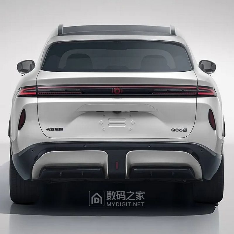 Changan-Nevo-Q06-2.jpg