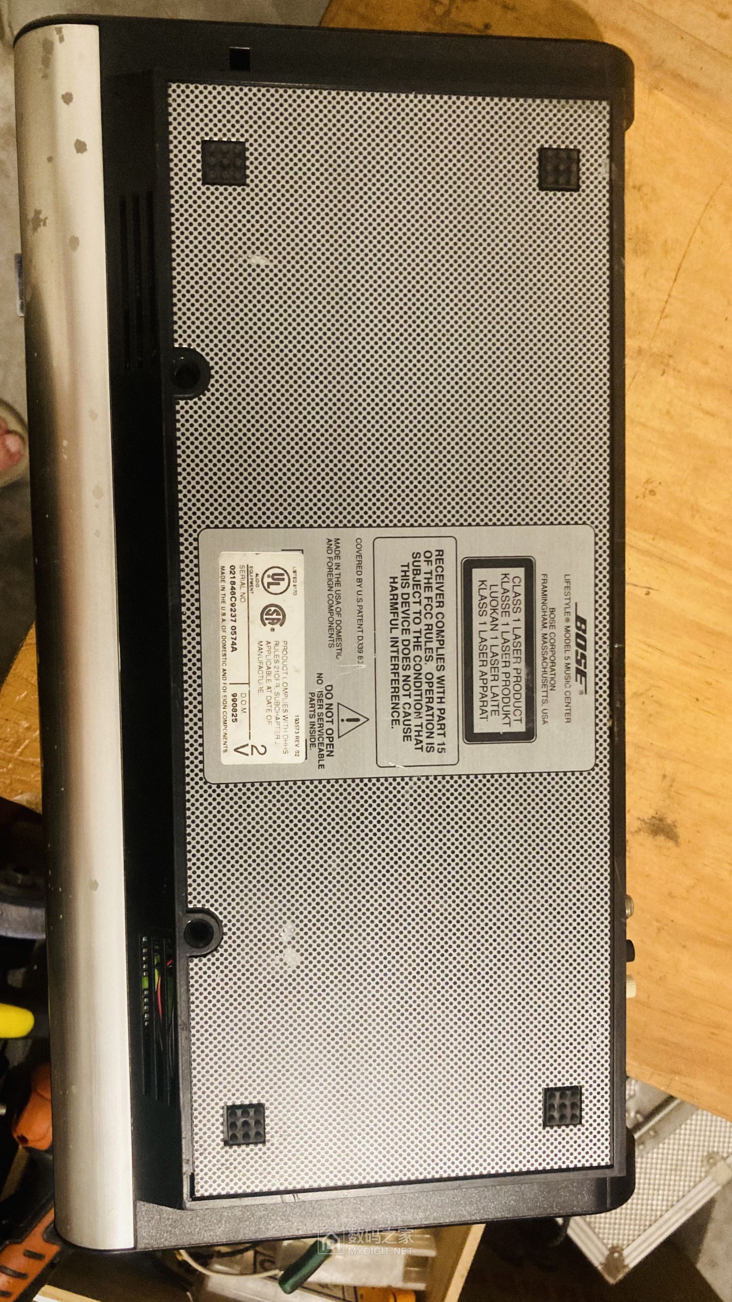 背面 BOSE LifeStyle Model 5 Music Center