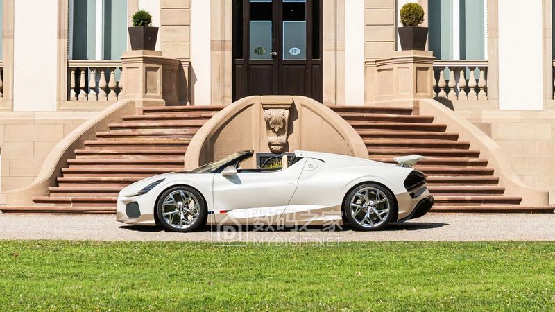 Bugatti-W16-Mistral-End-Of-Production-2-copy.jpg