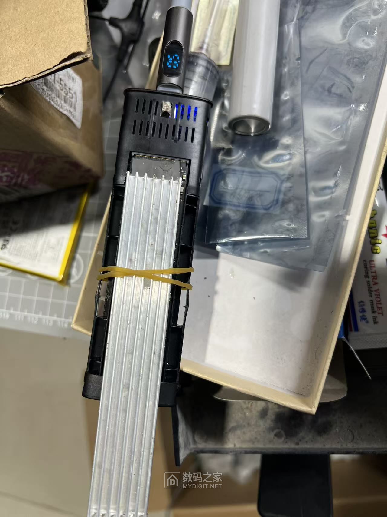 实时电压显示