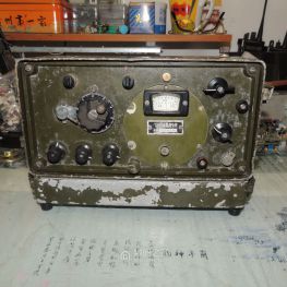一台半个世纪前的军用139A型短波收信机拆解维修