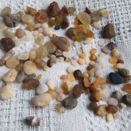 分享一下我收藏的一些小石头