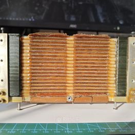 国外军工磁芯存储器