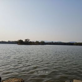 北京圆明园，实地景观真不如网上的照片，拉胯得很