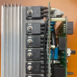 众辰NZ100 1.5kW变频器拆解，优秀的设计无处不在！