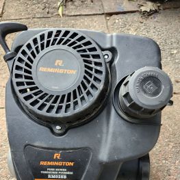 割草机的发动机拆解（REMINGTON RM02SB）