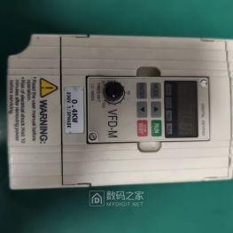 拆解台达VFD004M21A变频器