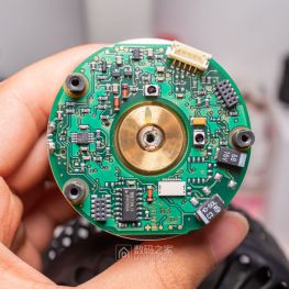 德国制造的瑞士堡盟光电旋转编码器拆解：Baumer GM401.Z28