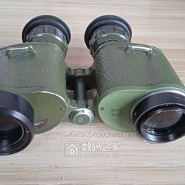 拆解东德蔡司DF望远镜 清除了内部挥发了几十年的油污。
