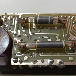 拆解全新的70型辐射仪，几十年前的军用设备都用上EL冷光片背光了/说明书